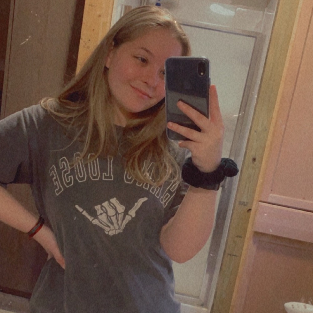 Meet your Posher, Emily